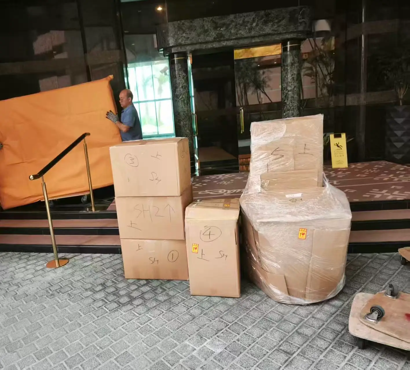 香港澳門搬家到內地